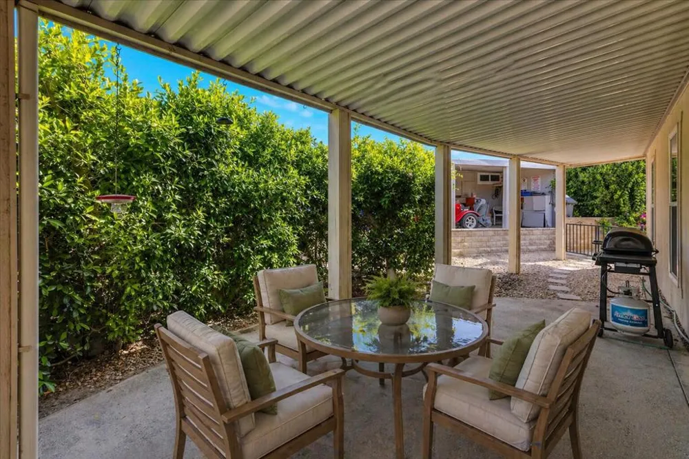 73450 Country Club Drive #18 Palm Desert, CA 92260