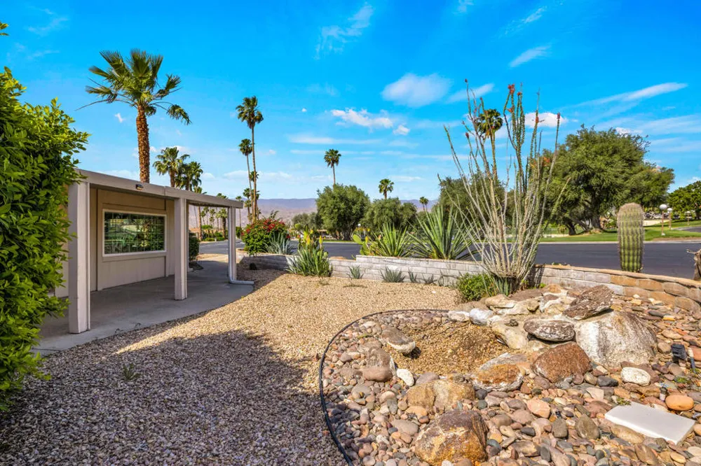 73450 Country Club Drive #18 Palm Desert, CA 92260
