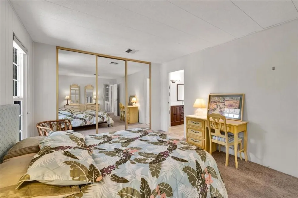 73450 Country Club Drive #18 Palm Desert, CA 92260