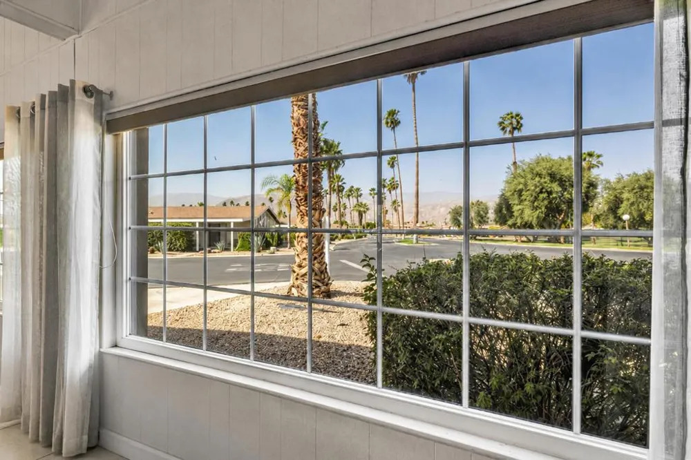 73450 Country Club Drive #18 Palm Desert, CA 92260