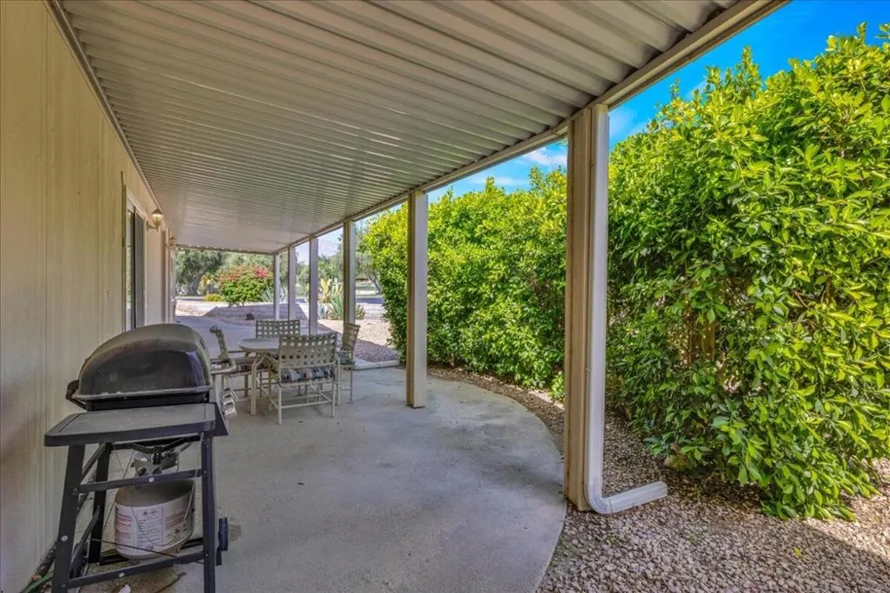 73450 Country Club Drive #18 Palm Desert, CA 92260