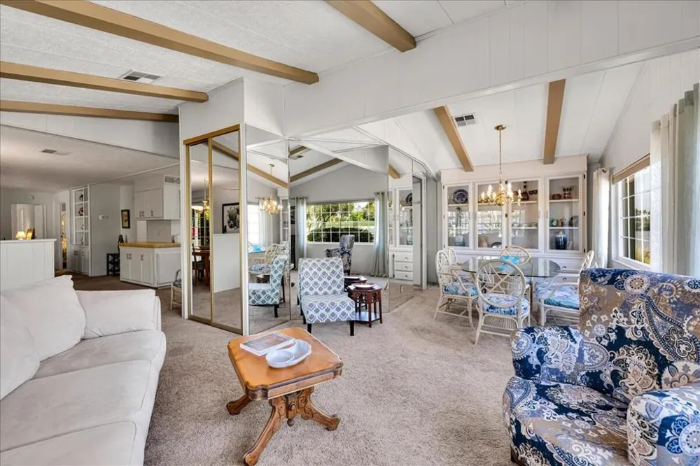 73450 Country Club Drive #18 Palm Desert, CA 92260