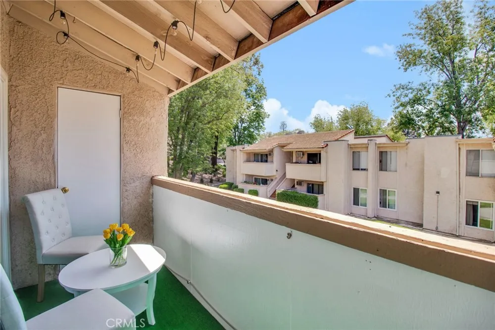28947 Thousand Oaks Boulevard #238 Agoura Hills, CA 91301