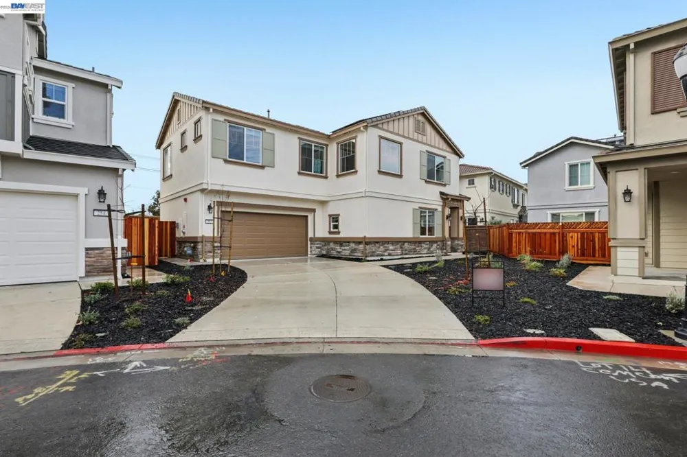 208 Mindy Way Pittsburg, CA 94565