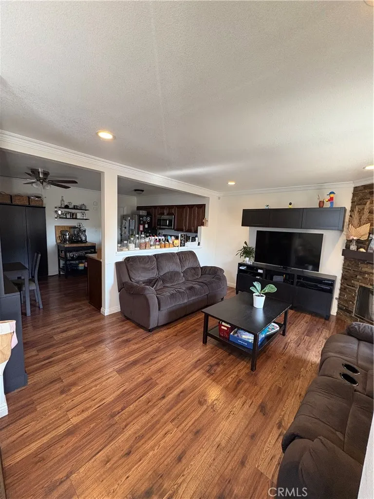12415 Imperial ##38 Norwalk, CA 90650