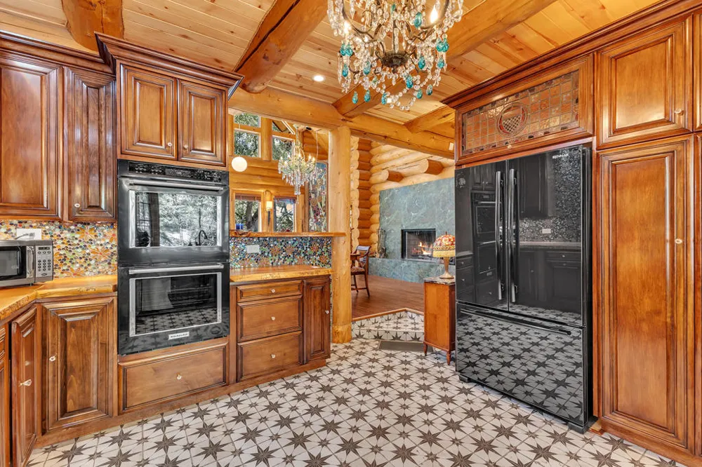 52381 Laurel Trail Idyllwild, CA 92549