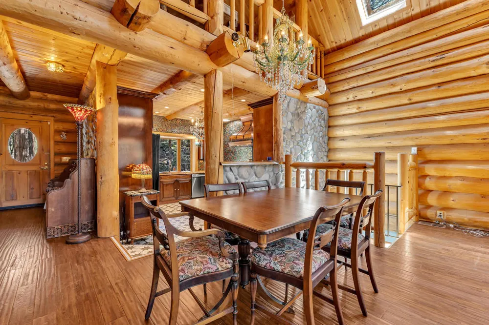 52381 Laurel Trail Idyllwild, CA 92549
