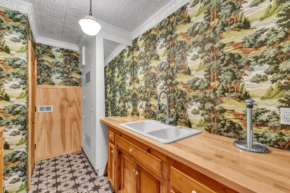 52381 Laurel Trail Idyllwild, CA 92549