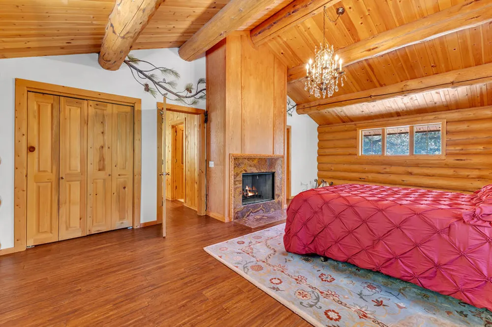 52381 Laurel Trail Idyllwild, CA 92549