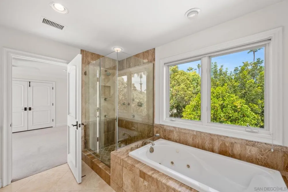 6319 Via Naranjal Rancho Santa Fe, CA 92067