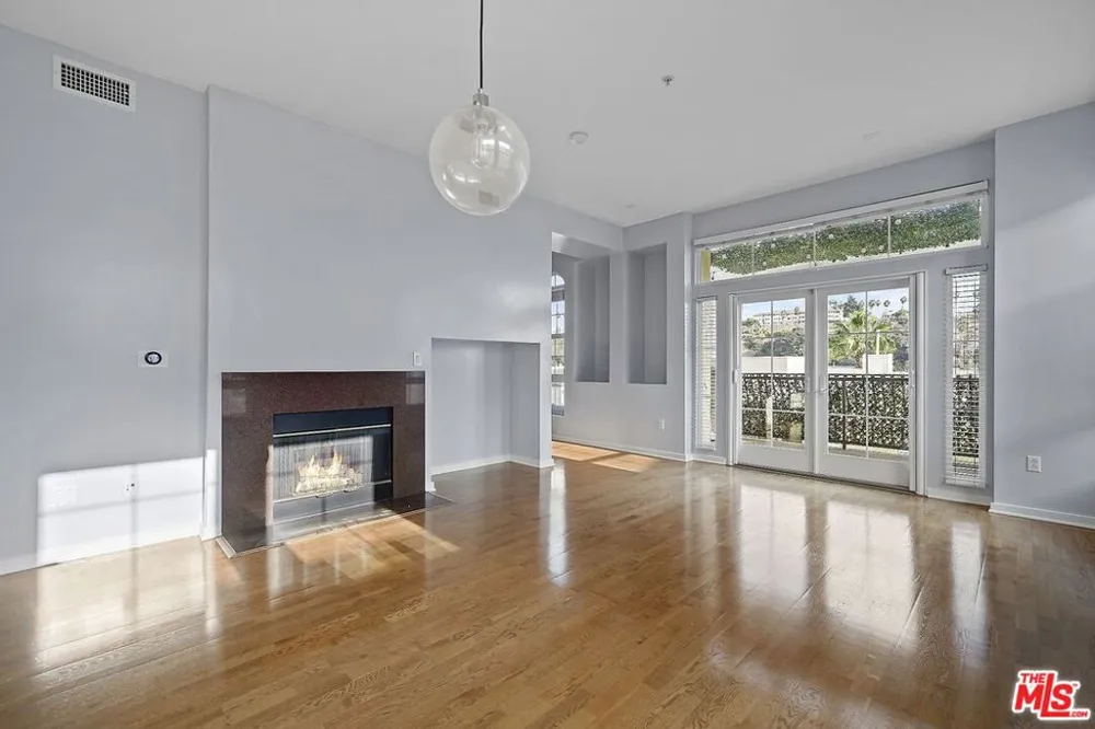 13020 PACIFIC PROMENADE #406 Playa Vista, CA 90094
