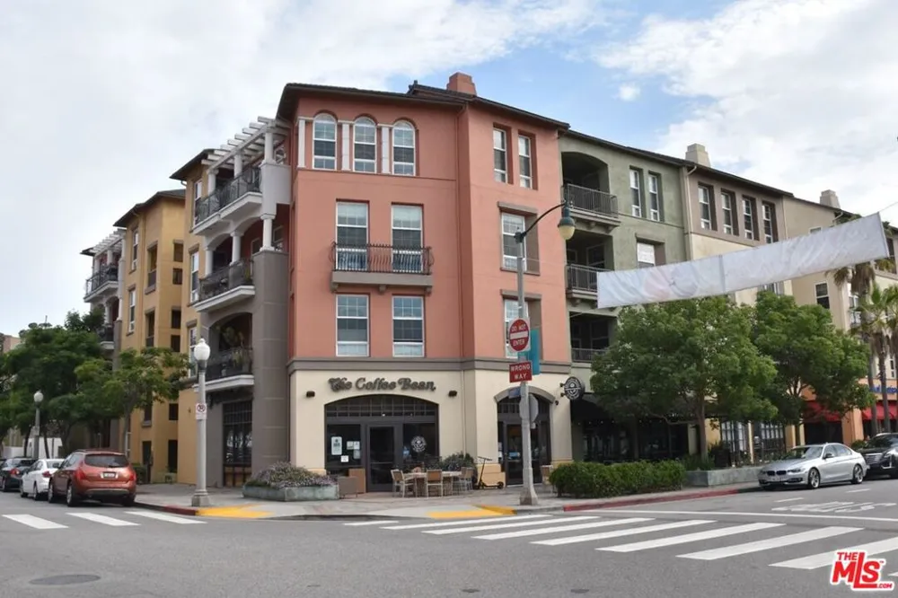 13020 PACIFIC PROMENADE #406 Playa Vista, CA 90094