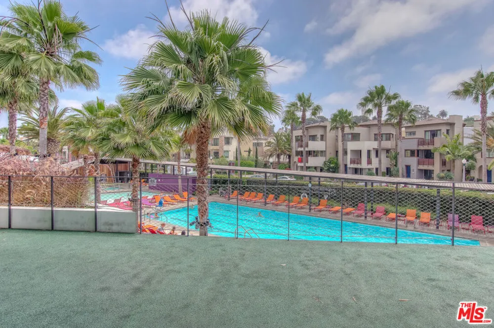 13020 PACIFIC PROMENADE #406 Playa Vista, CA 90094
