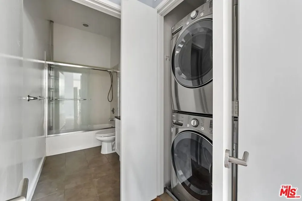 13020 PACIFIC PROMENADE #406 Playa Vista, CA 90094
