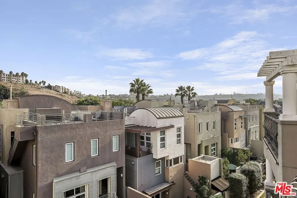 13020 PACIFIC PROMENADE #406 Playa Vista, CA 90094