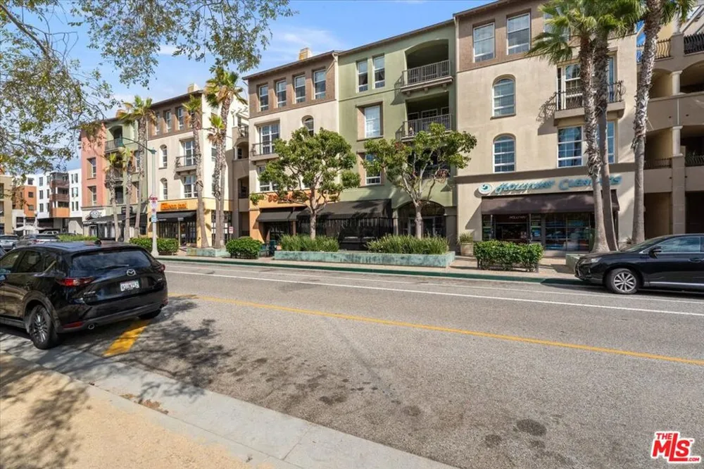 13020 PACIFIC PROMENADE #406 Playa Vista, CA 90094