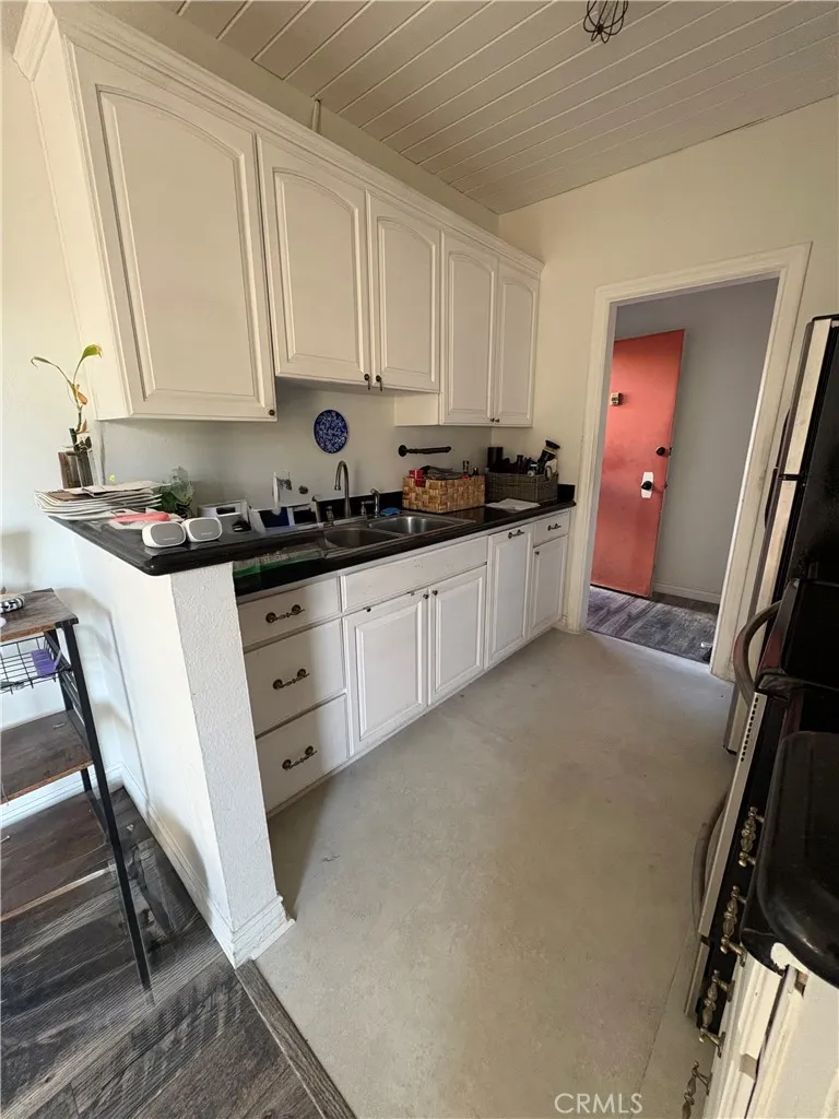 12014 Kling #11 Valley Village, CA 91607