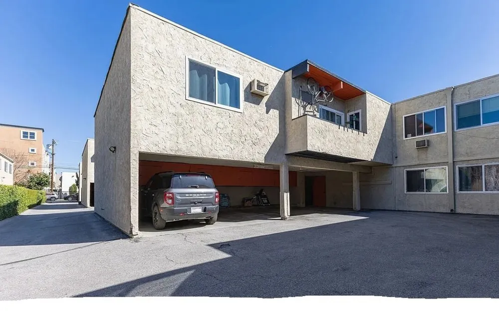 12014 Kling #11 Valley Village, CA 91607