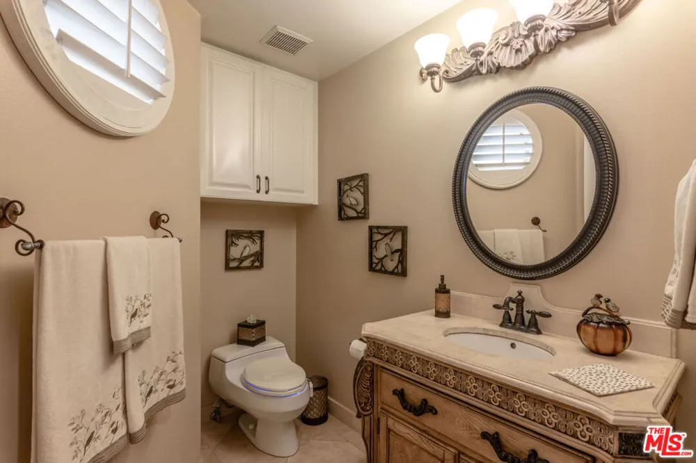 6483 Zuma View Place #106 Malibu, CA 90265