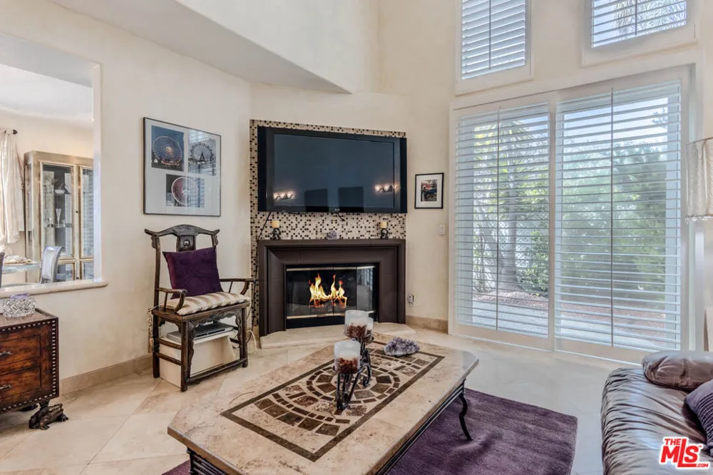 6483 Zuma View Place #106 Malibu, CA 90265