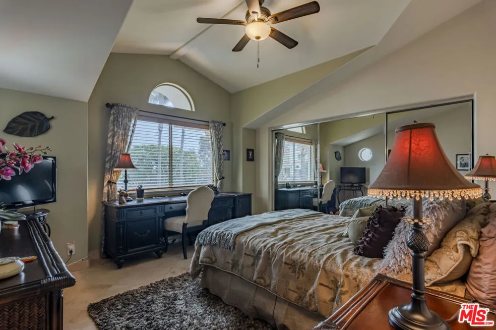 6483 Zuma View Place #106 Malibu, CA 90265
