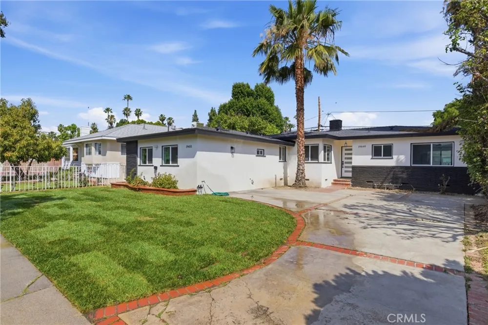 19649 Friar Tarzana, CA 91335