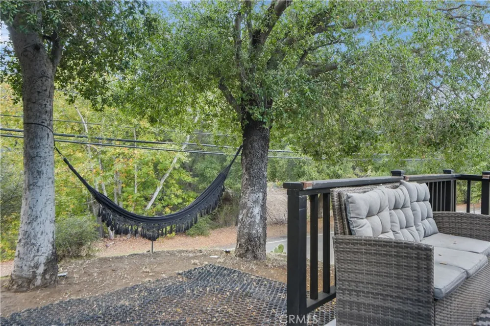 2514 Sierra Creek Agoura Hills, CA 91301
