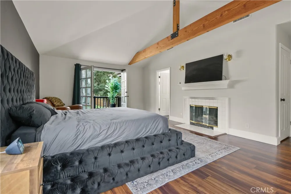 2514 Sierra Creek Agoura Hills, CA 91301