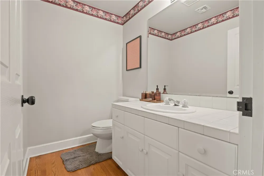 2514 Sierra Creek Agoura Hills, CA 91301