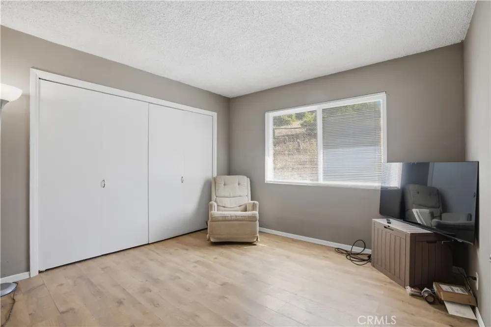 39646 87th W Leona Valley, CA 93551