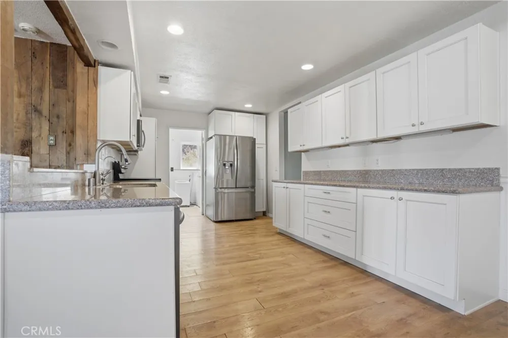 39646 87th W Leona Valley, CA 93551