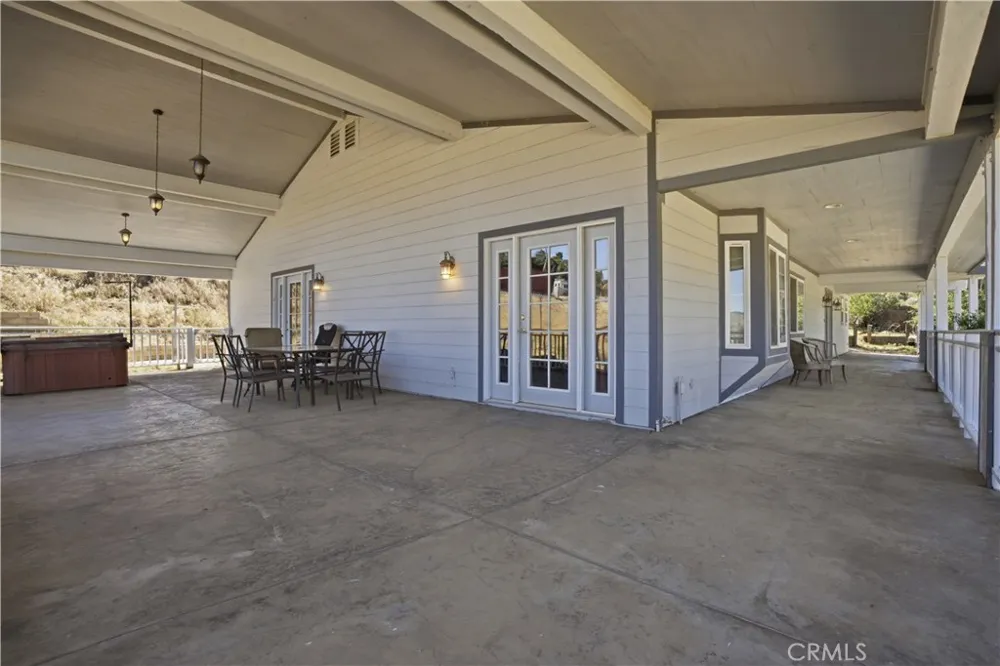39646 87th W Leona Valley, CA 93551