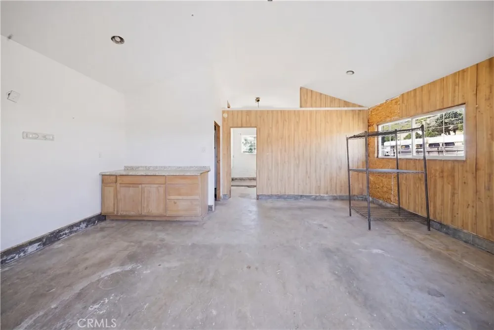 39646 87th W Leona Valley, CA 93551