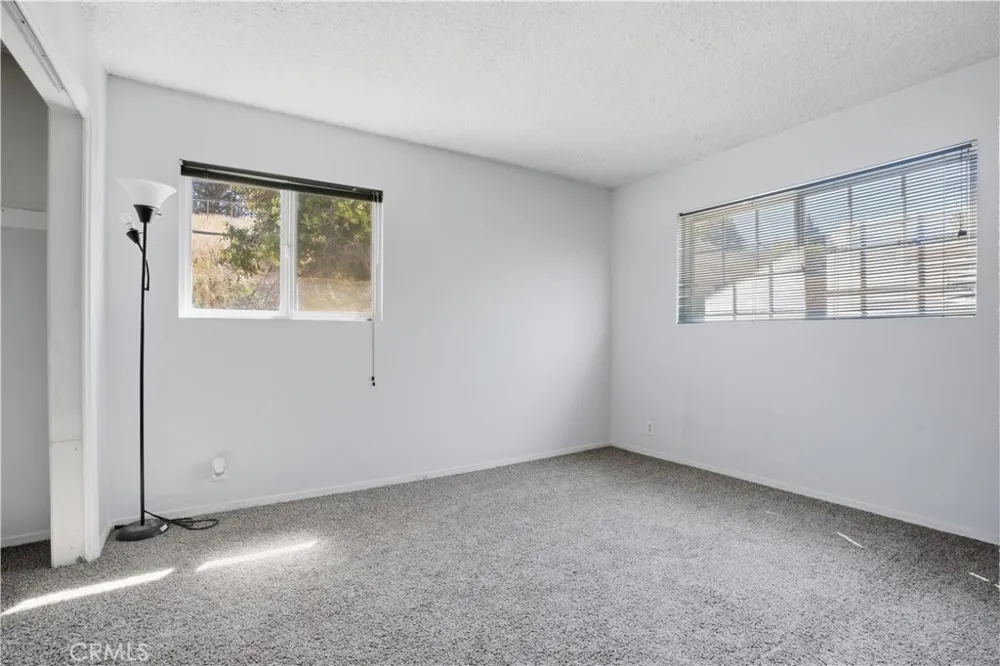 39646 87th W Leona Valley, CA 93551