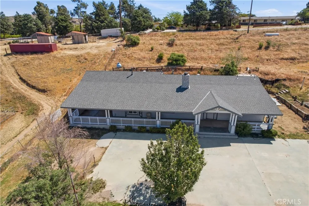39646 87th W Leona Valley, CA 93551