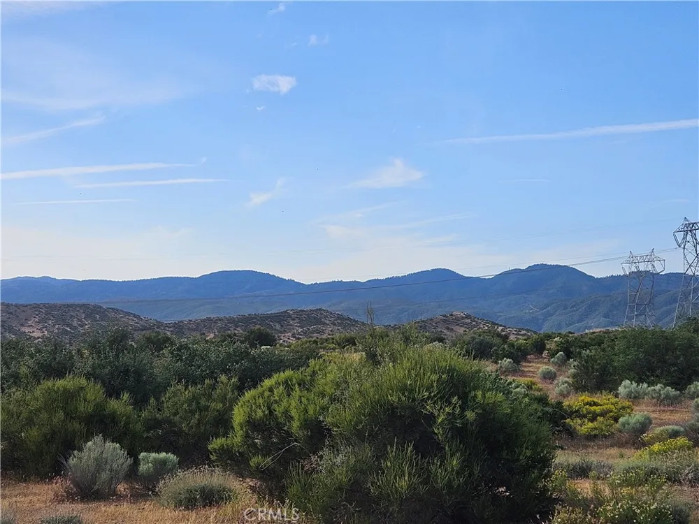 Outpost Rd Oak Hills, CA 92344