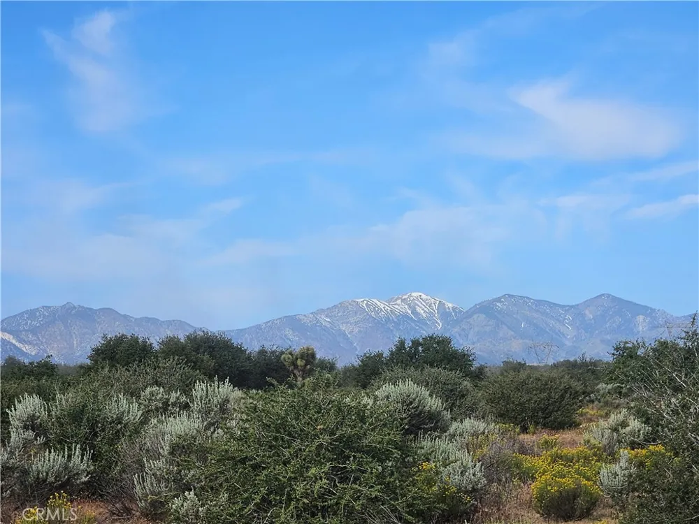 Outpost Rd Oak Hills, CA 92344