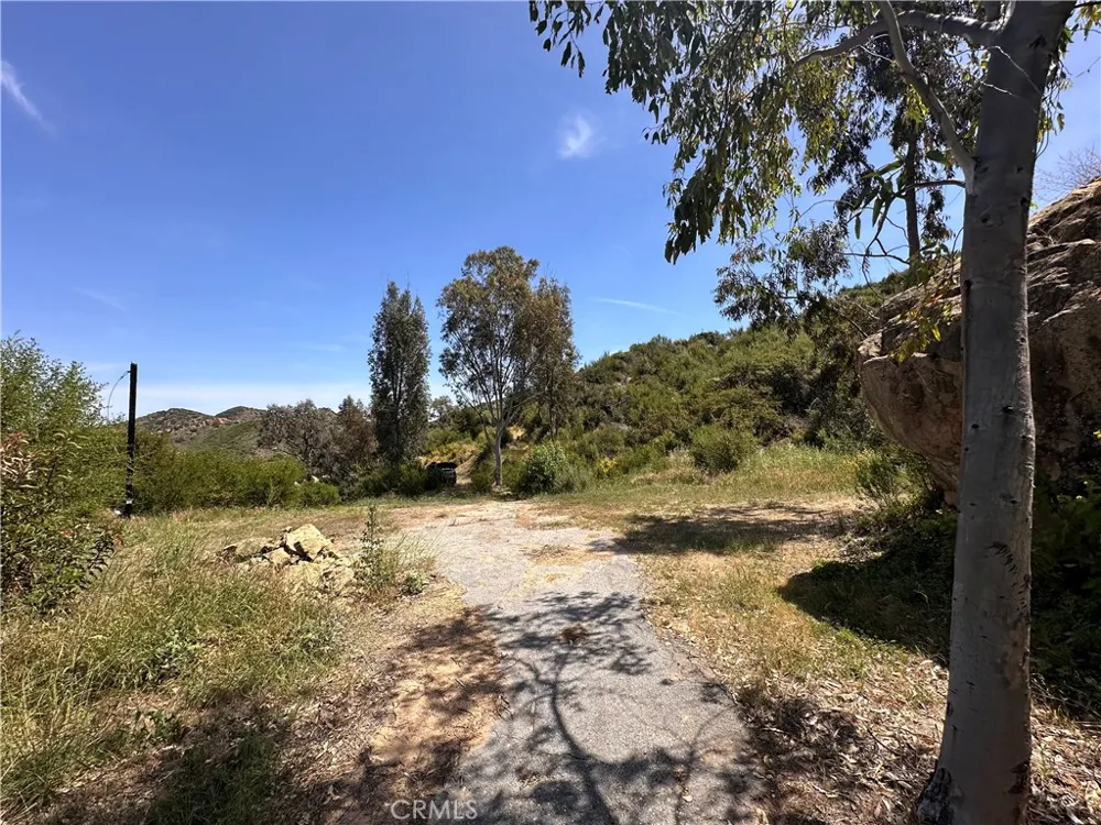 Mulholland Hwy APN: 4464-018-018 Agoura, CA 91301