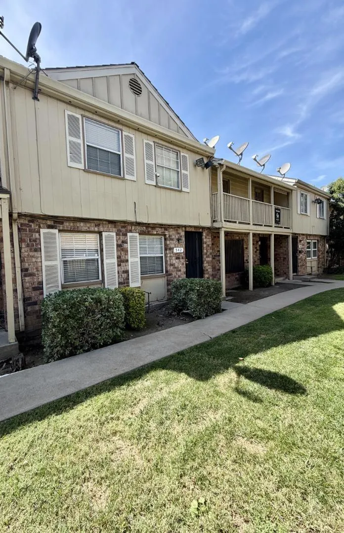 542 Salem Way Stockton, CA 95207