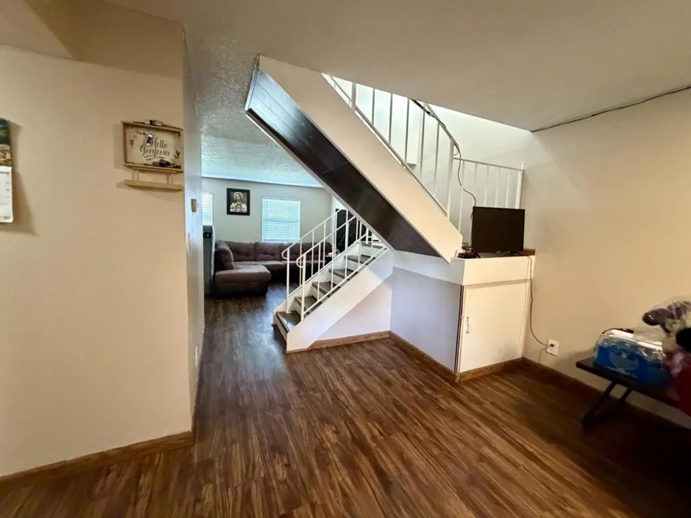 542 Salem Way Stockton, CA 95207