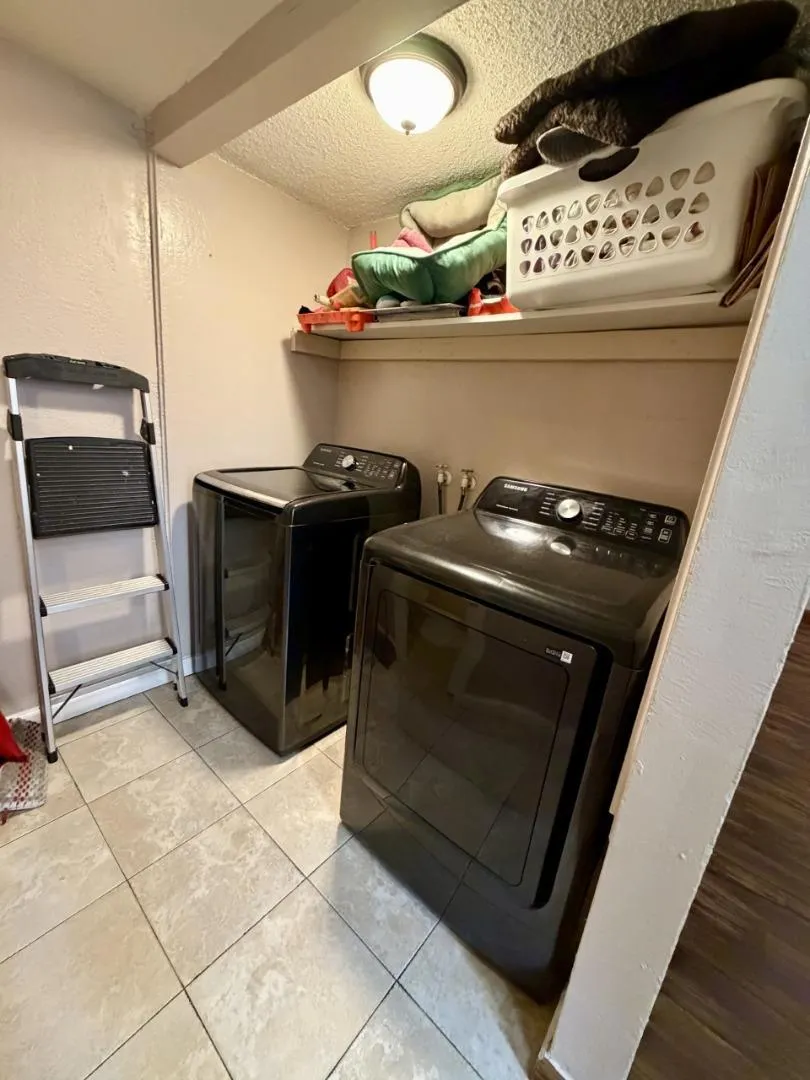 542 Salem Way Stockton, CA 95207