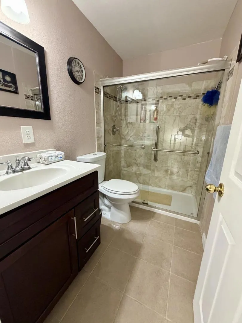 542 Salem Way Stockton, CA 95207