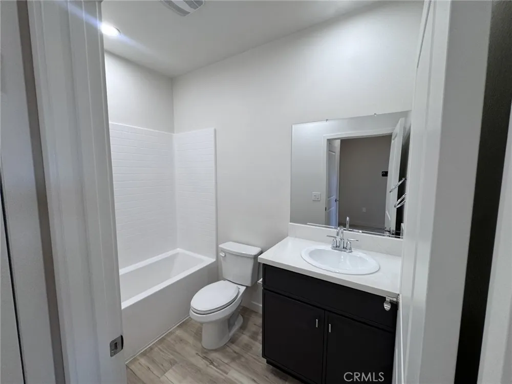 8183 Amerena Way Fontana, CA 92335