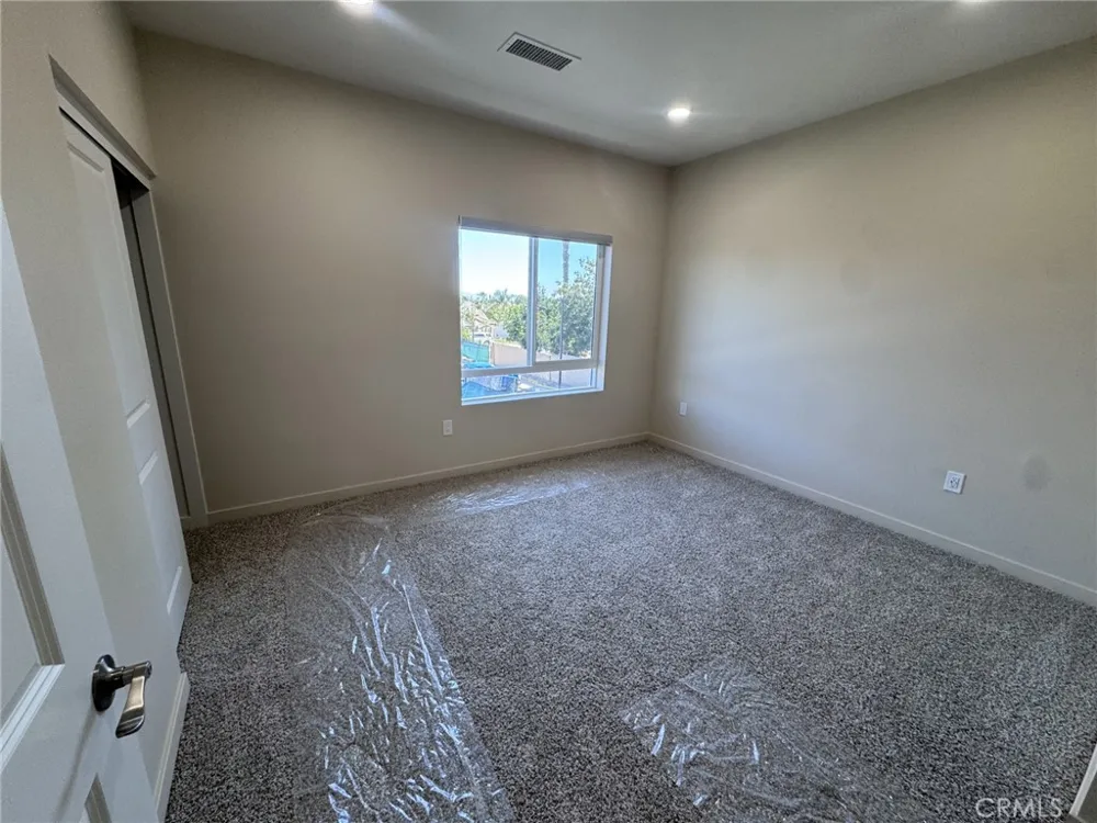 8183 Amerena Way Fontana, CA 92335