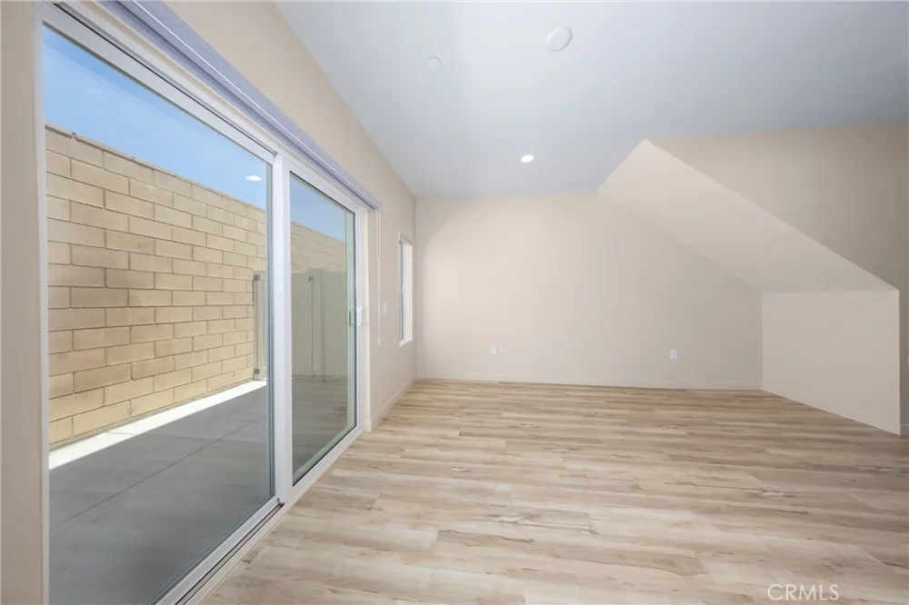 8183 Amerena Way Fontana, CA 92335