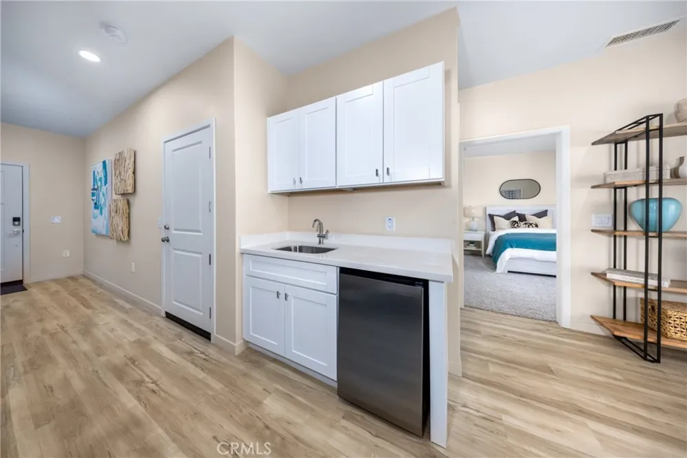 8183 Amerena Way Fontana, CA 92335