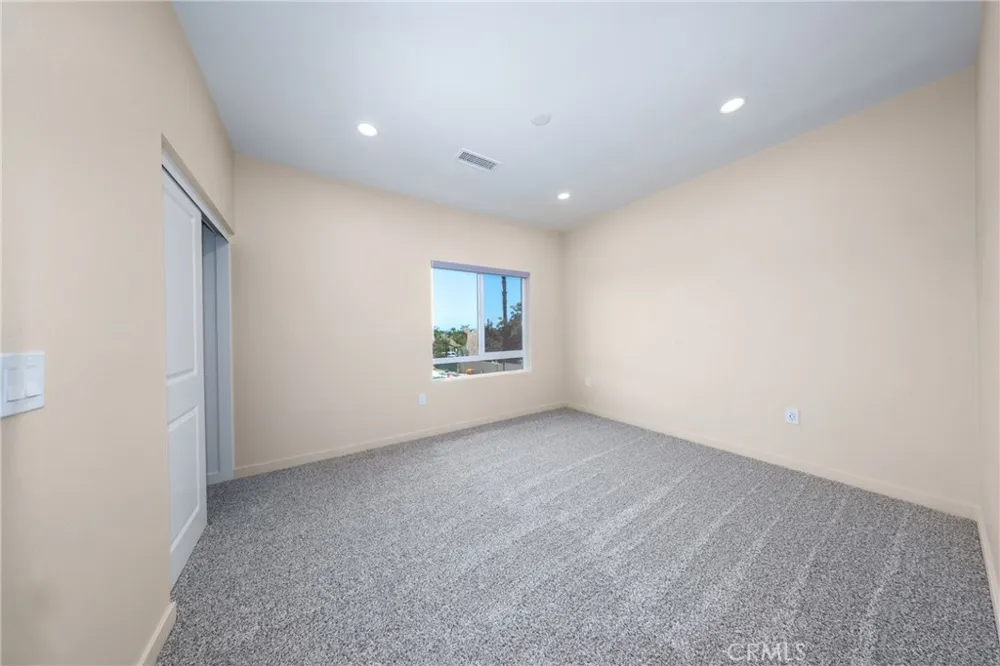 8183 Amerena Way Fontana, CA 92335