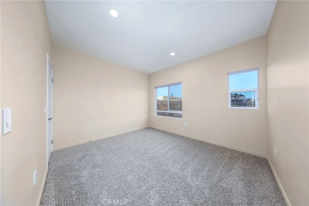 8183 Amerena Way Fontana, CA 92335