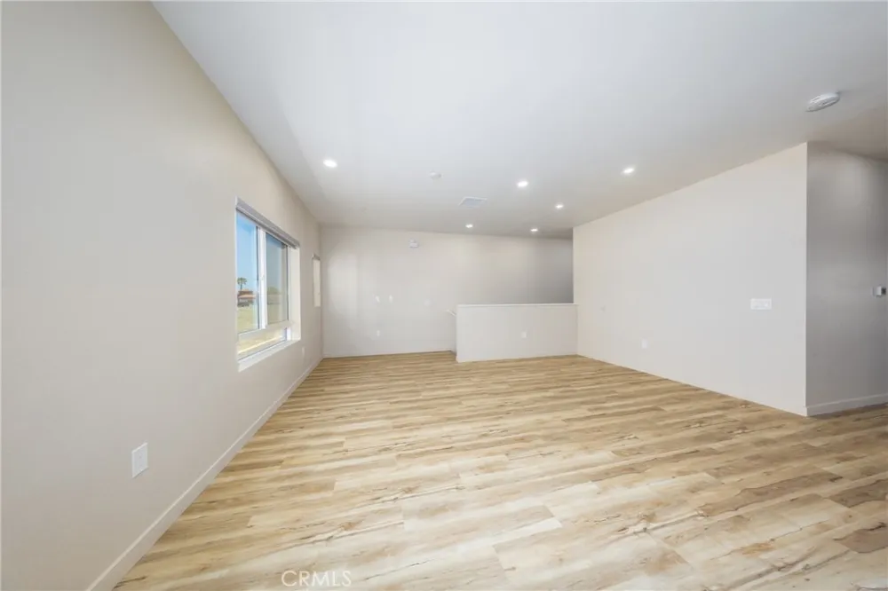 8183 Amerena Way Fontana, CA 92335
