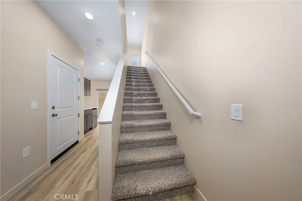 8183 Amerena Way Fontana, CA 92335